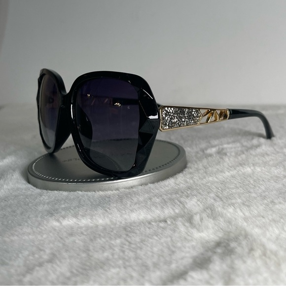 Black & Gold Oversized Square Sunglasses Polarized Tinted w Crystal Frames Nwt - Picture 9 of 12